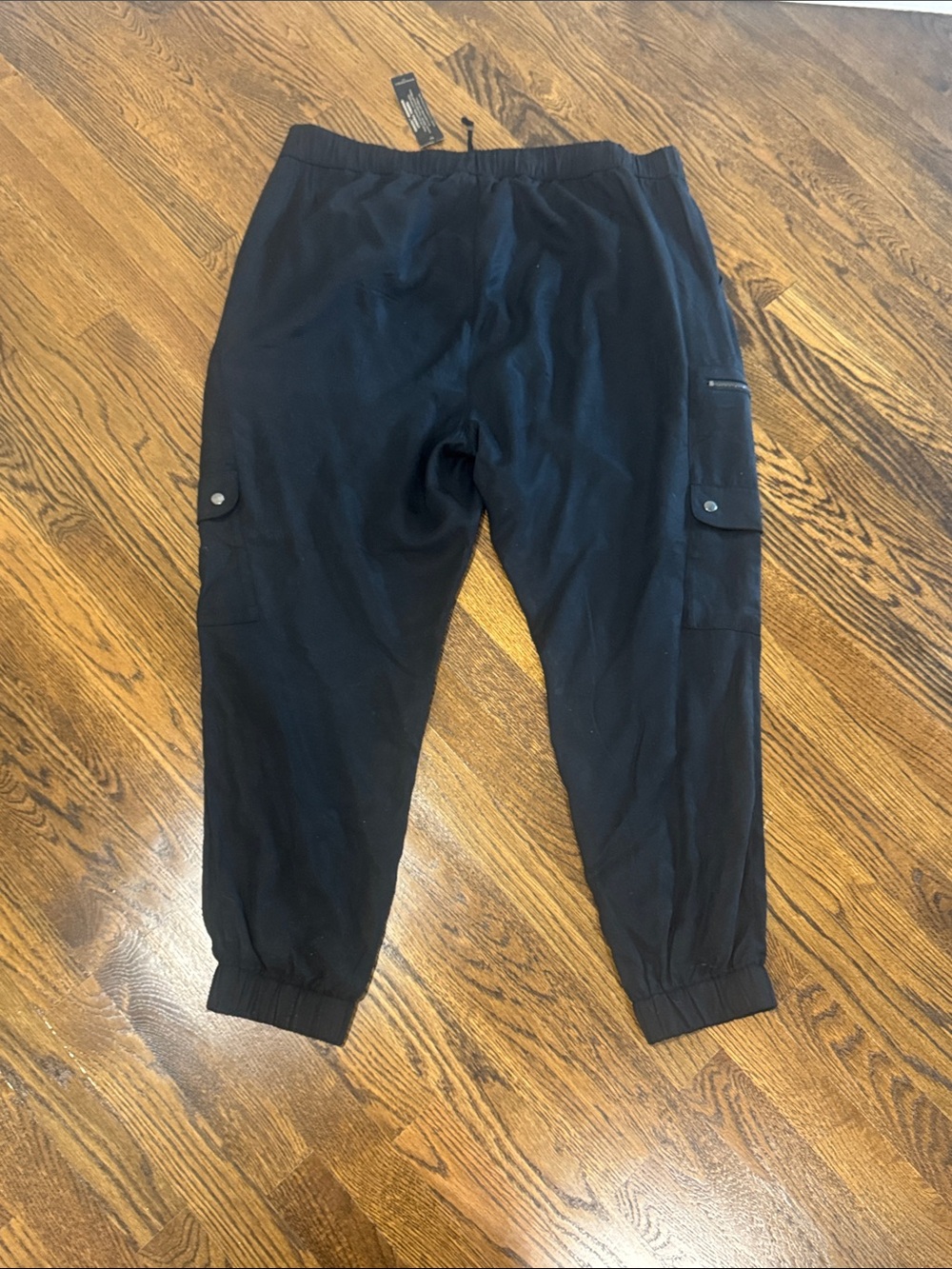 Banana Republic Black Cargo Joggers with Zip Pockets - Picture 4 of 4
